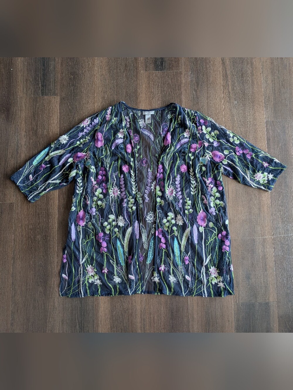 Catherines sz. 1X sheer floral embroidered kimono